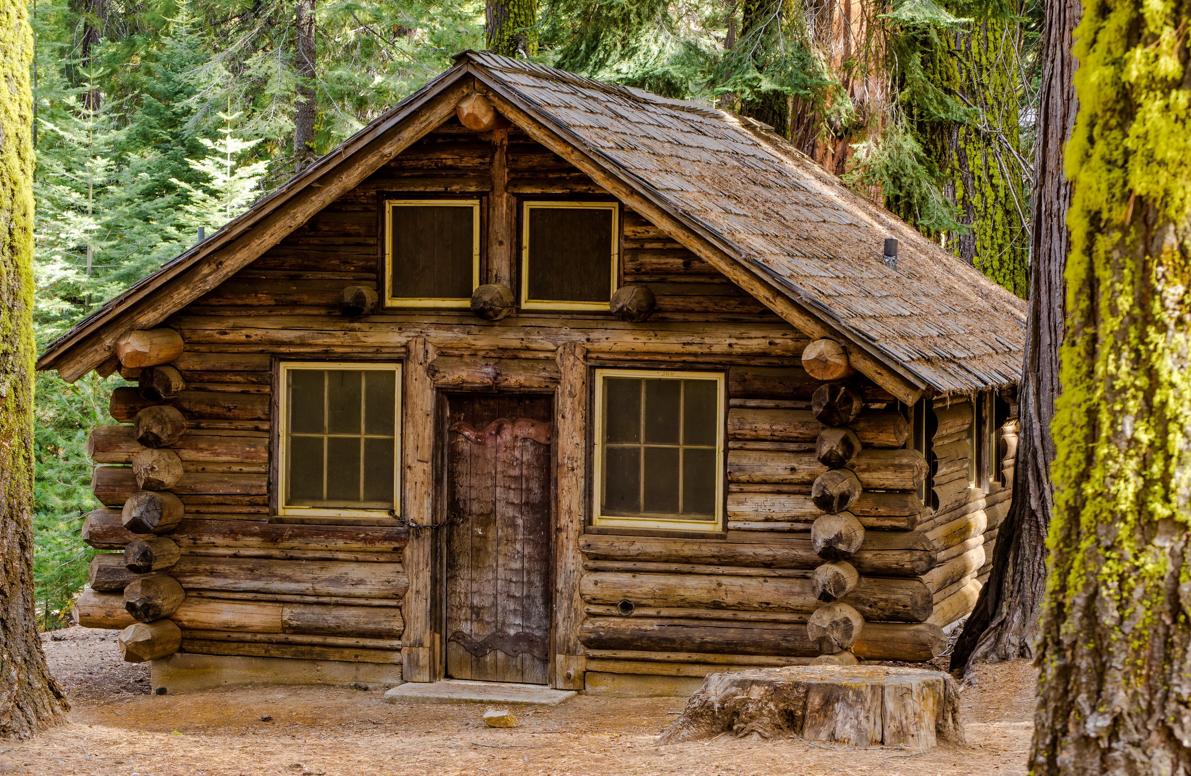 деревянный старый дом